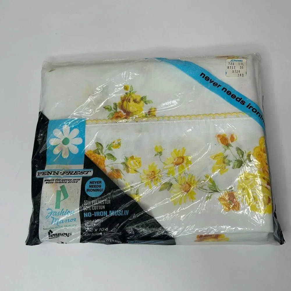 New deadstock vintage 70s 1970s JCPenney Yellow flower Floral flat Sheet